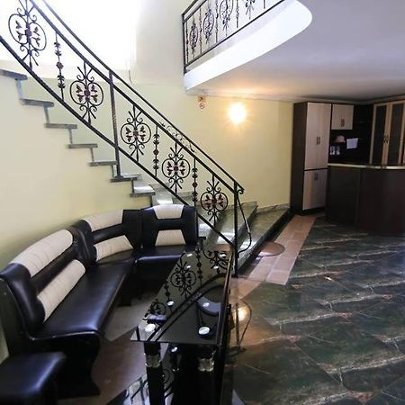 Hotel Tedi Kvareli Zewnętrze zdjęcie