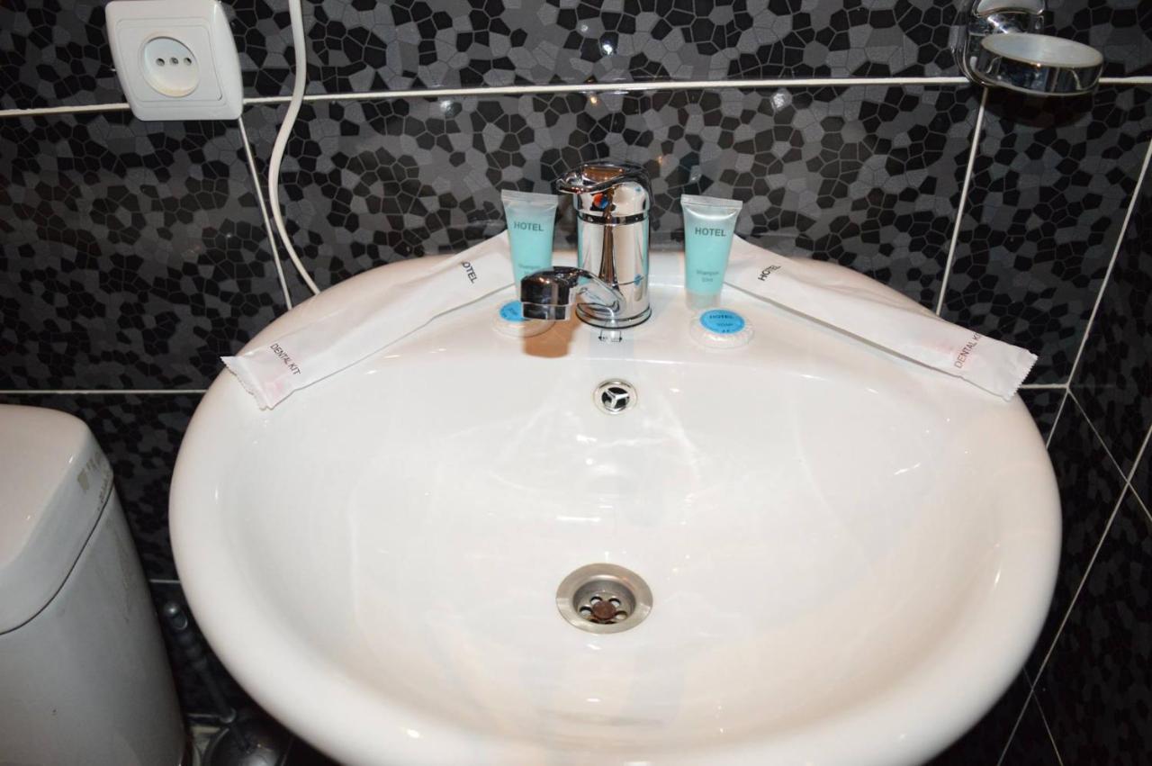 Hotel Tedi Kvareli Zewnętrze zdjęcie